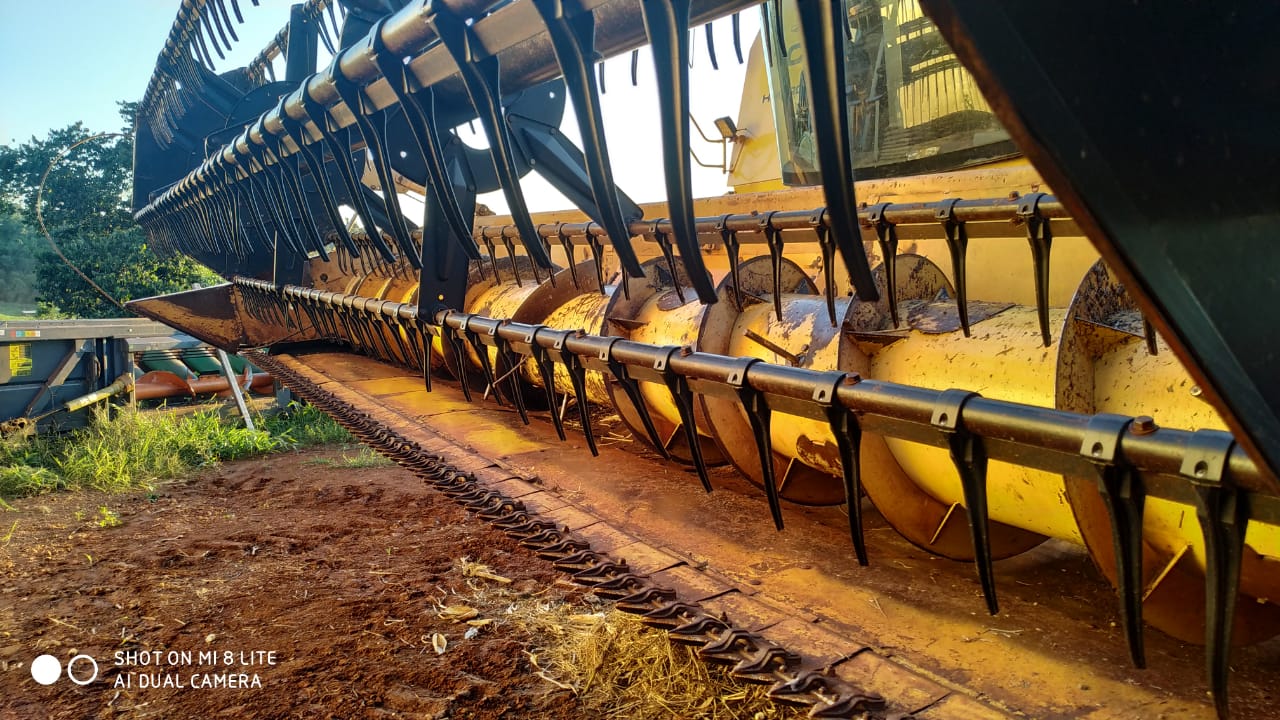 Colheitadeira TC 57 hydro usada colheitadeira hydro new holland tc 57 ...